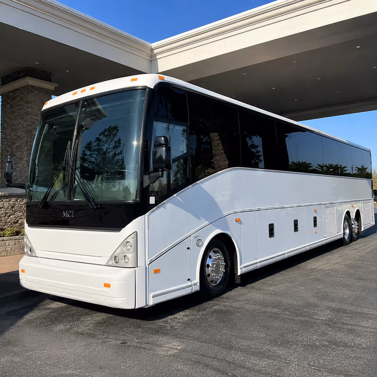 bus rental options for salinas trips