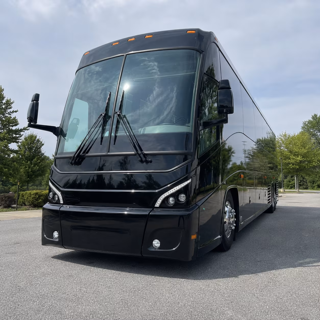 charter bus rentals to the monterey bay aquarium for salinas schools